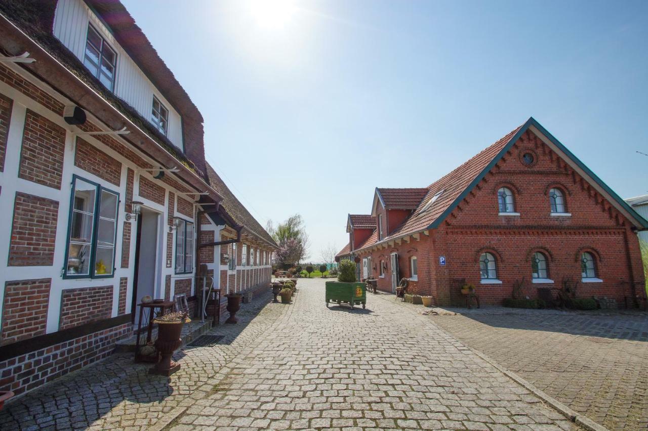 Auf Dem Carlshof In - Altes Land *